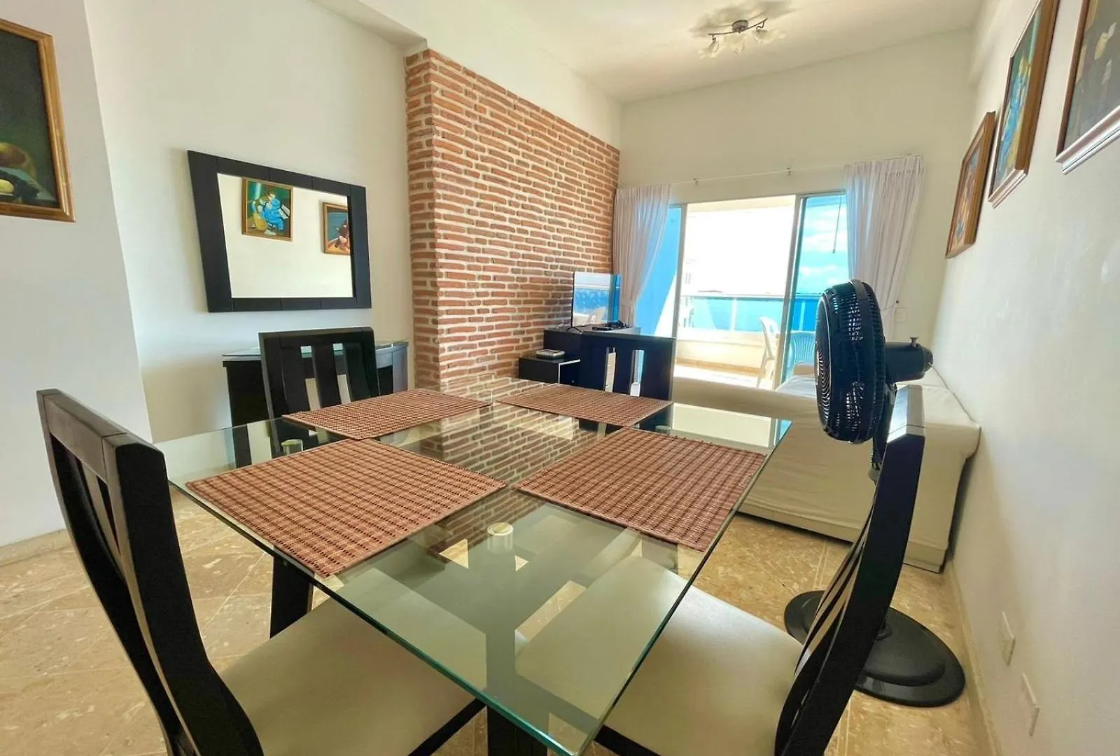Hermoso Apartamento Con Balcon Y Vista Al Mar. Cartagena Colombia
